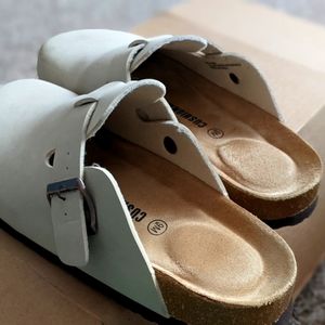 Cushionair clogs